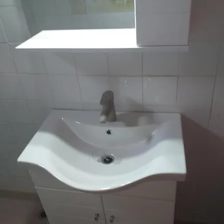 Zara's Tatil Evi Nea Silata